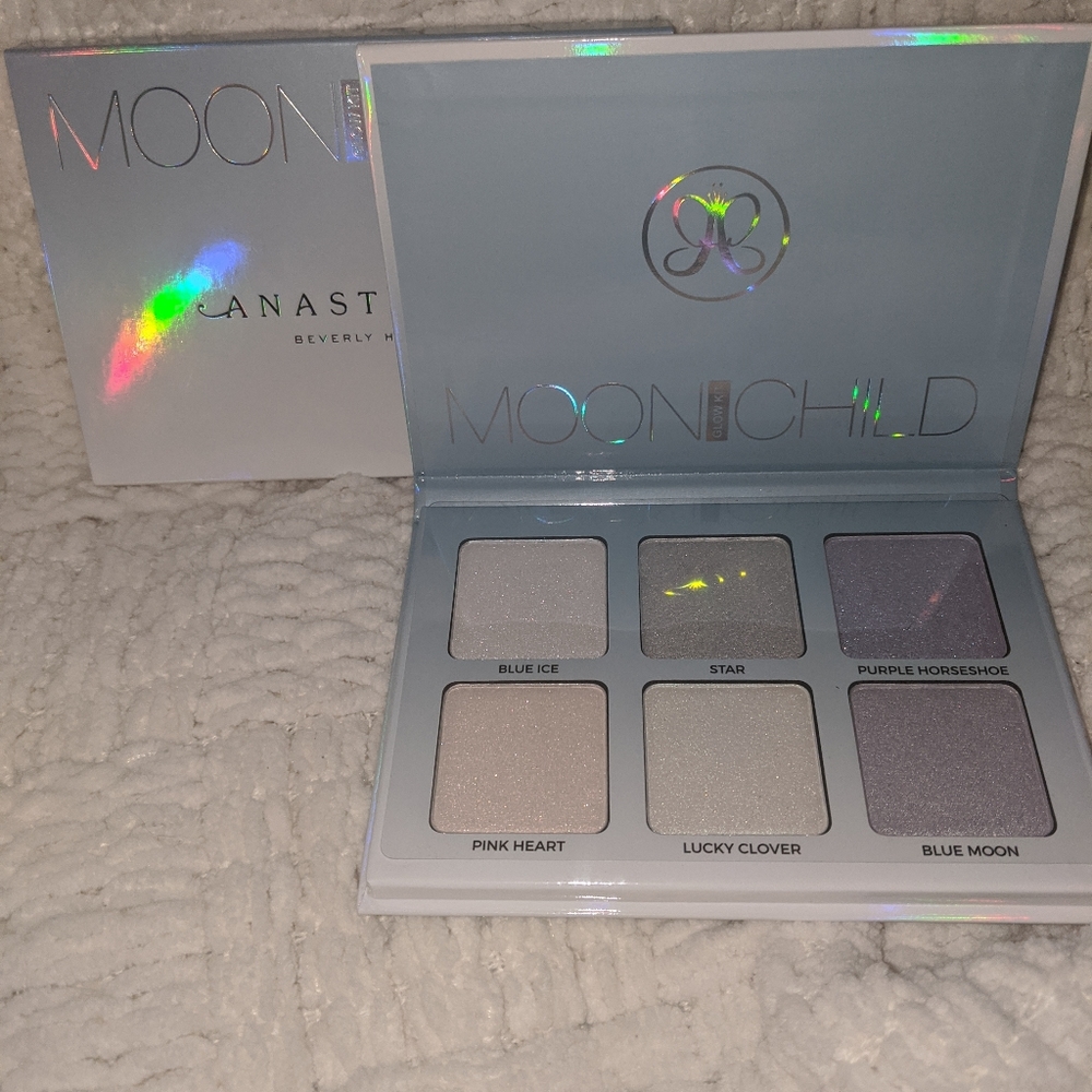 💋💋 Anastasia moonchild pallet💋💋